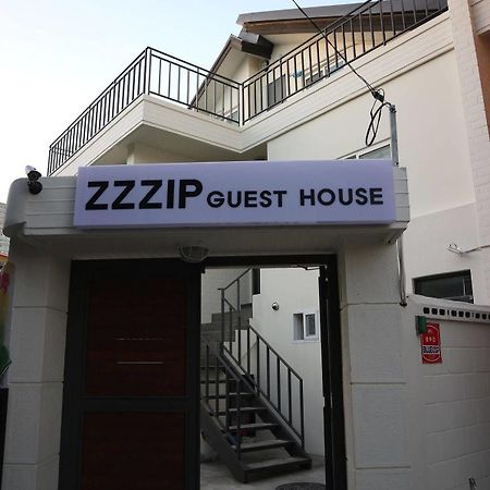 Zzzip Guesthouse In Hongdae Seul Esterno foto